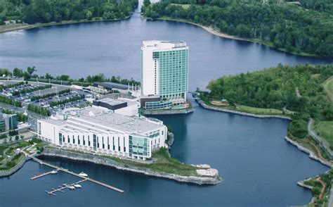 casino lac leamy hotels